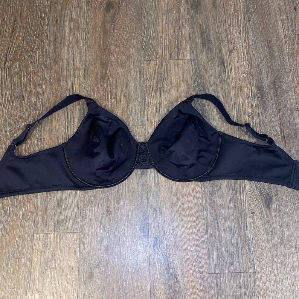 Vanity fair size 38DD black bra like new - Picture 2 of 5